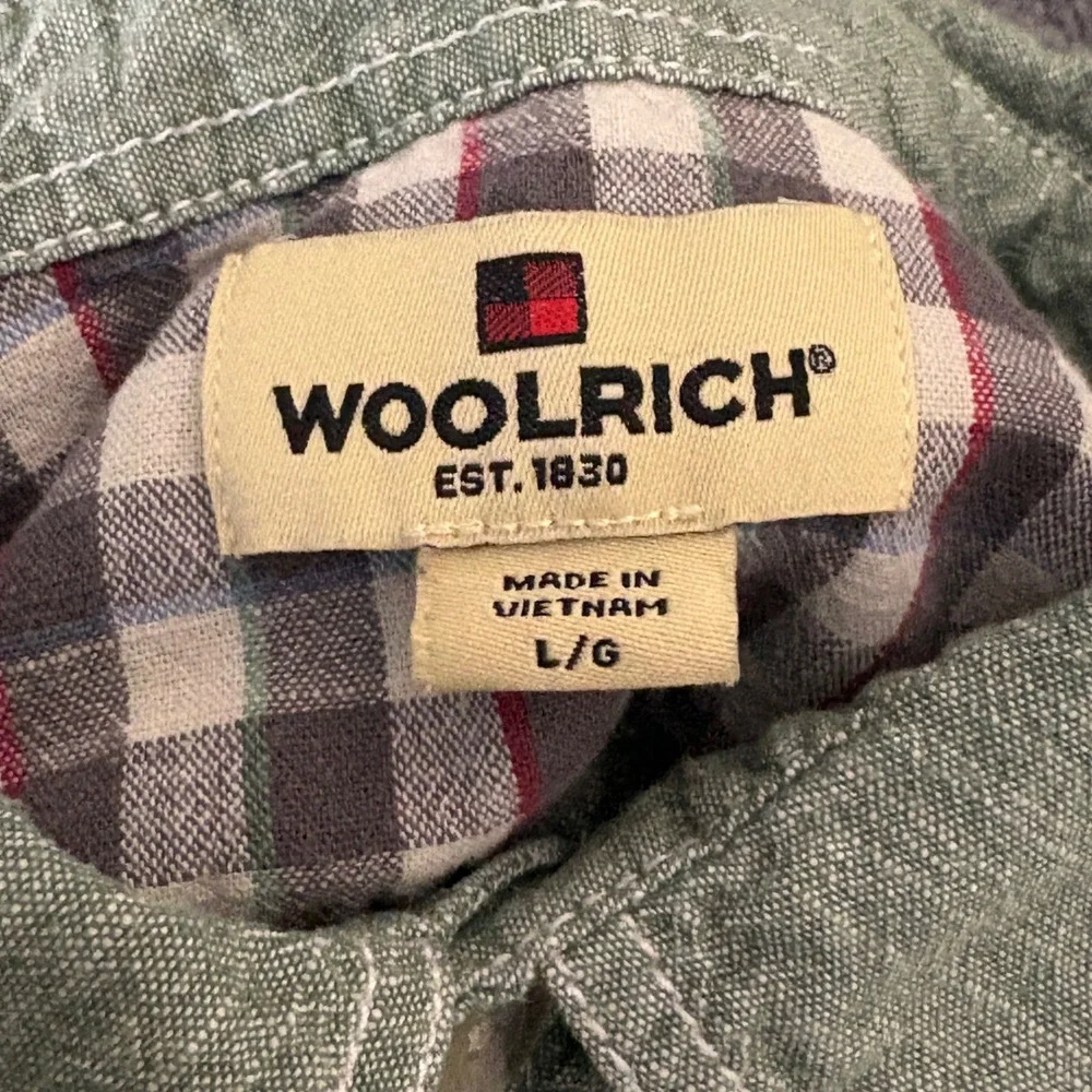Woolrich Mens Large Short Sleeve Button Up Shirt Sage Green Cotton AQ667